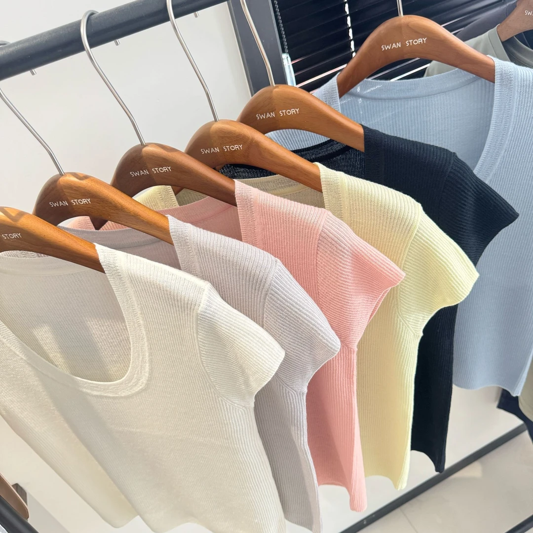 【丽姐女装】色纺纱针织鸭蛋领 舒适气质百搭显瘦短袖T恤M0370