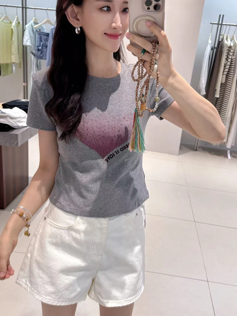 T恤-62638显瘦圆领爱心短袖