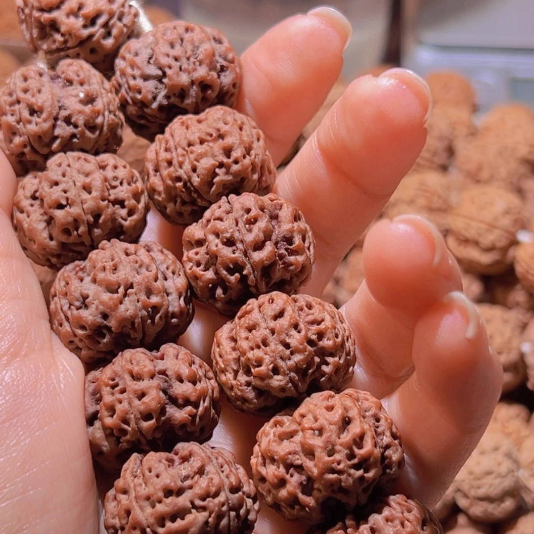 金刚菩提手串继**进飞碟梅花