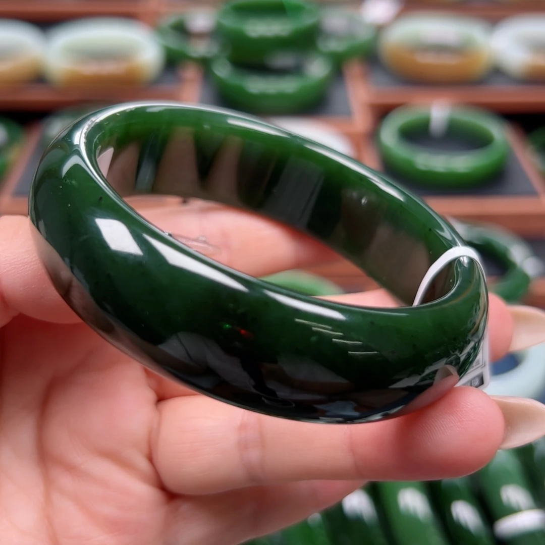 未镶嵌手镯和田玉（碧玉）6263圈口