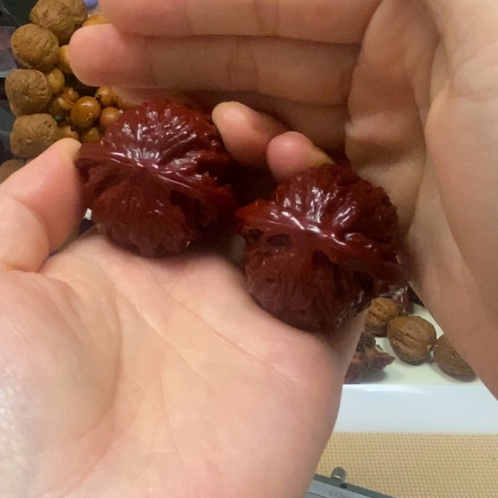 o***n文玩核桃吊坠磨盘