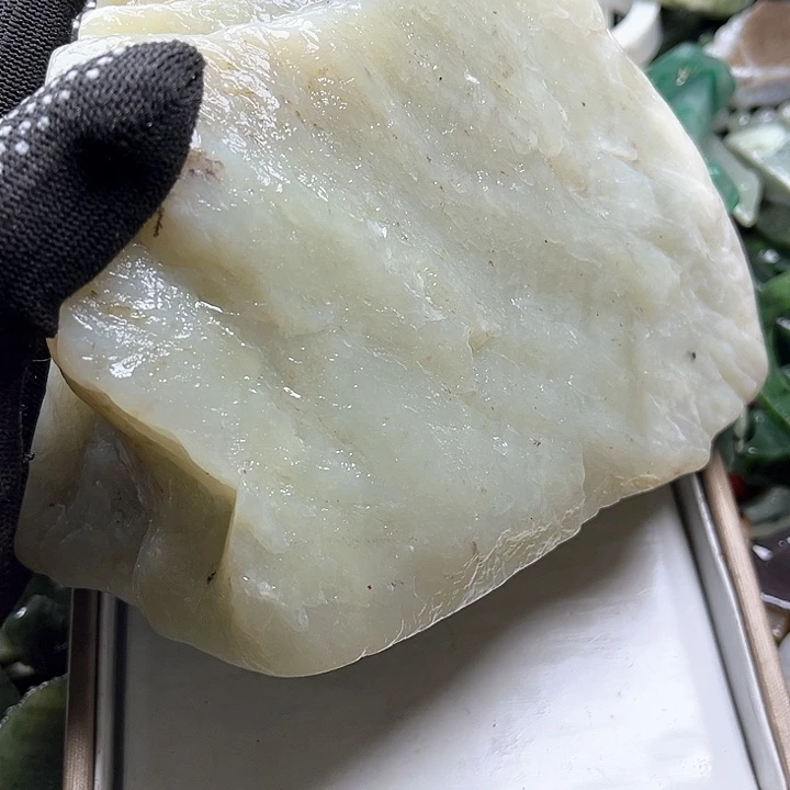 和田玉（糖玉）非和田玉边角料9K金镶嵌偶**泡