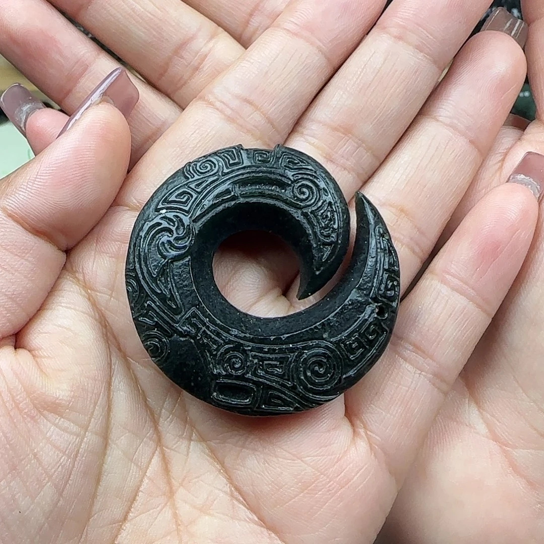 和田玉未镶嵌手串