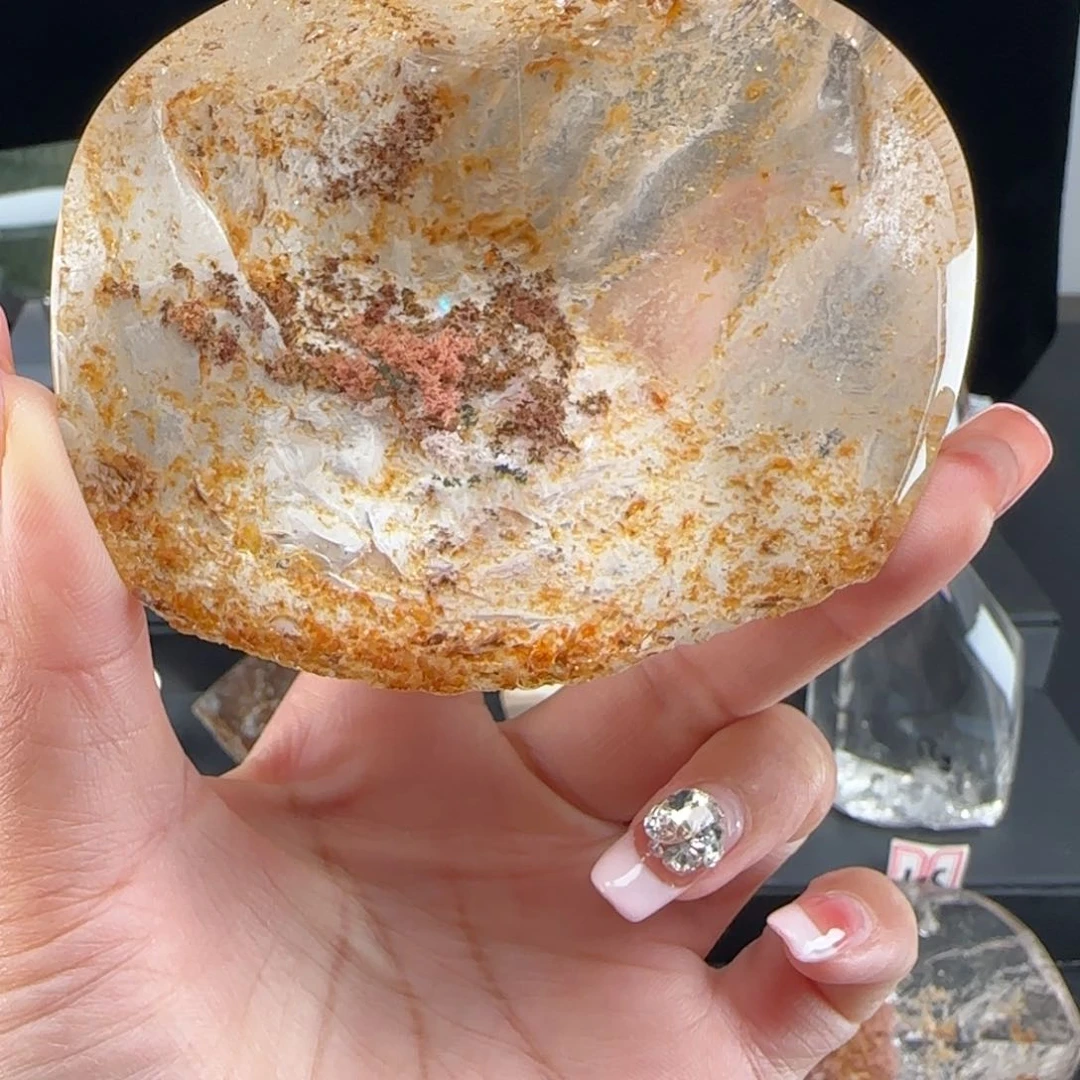 未镶嵌水晶大型摆件（非配饰）+****e
