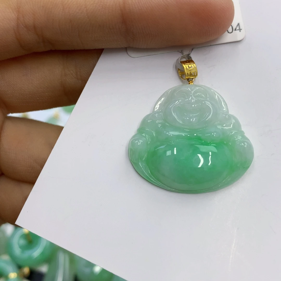 翡翠18K金镶嵌颈饰翡翠