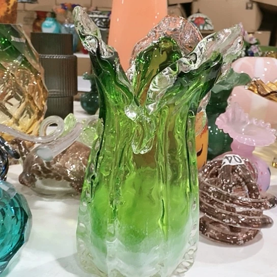 琉璃花瓶高27厘米口径12厘米