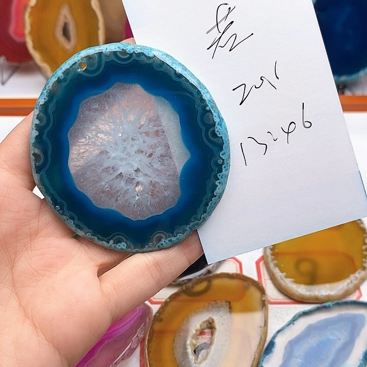 若***惜合金颈饰玛瑙/玉髓