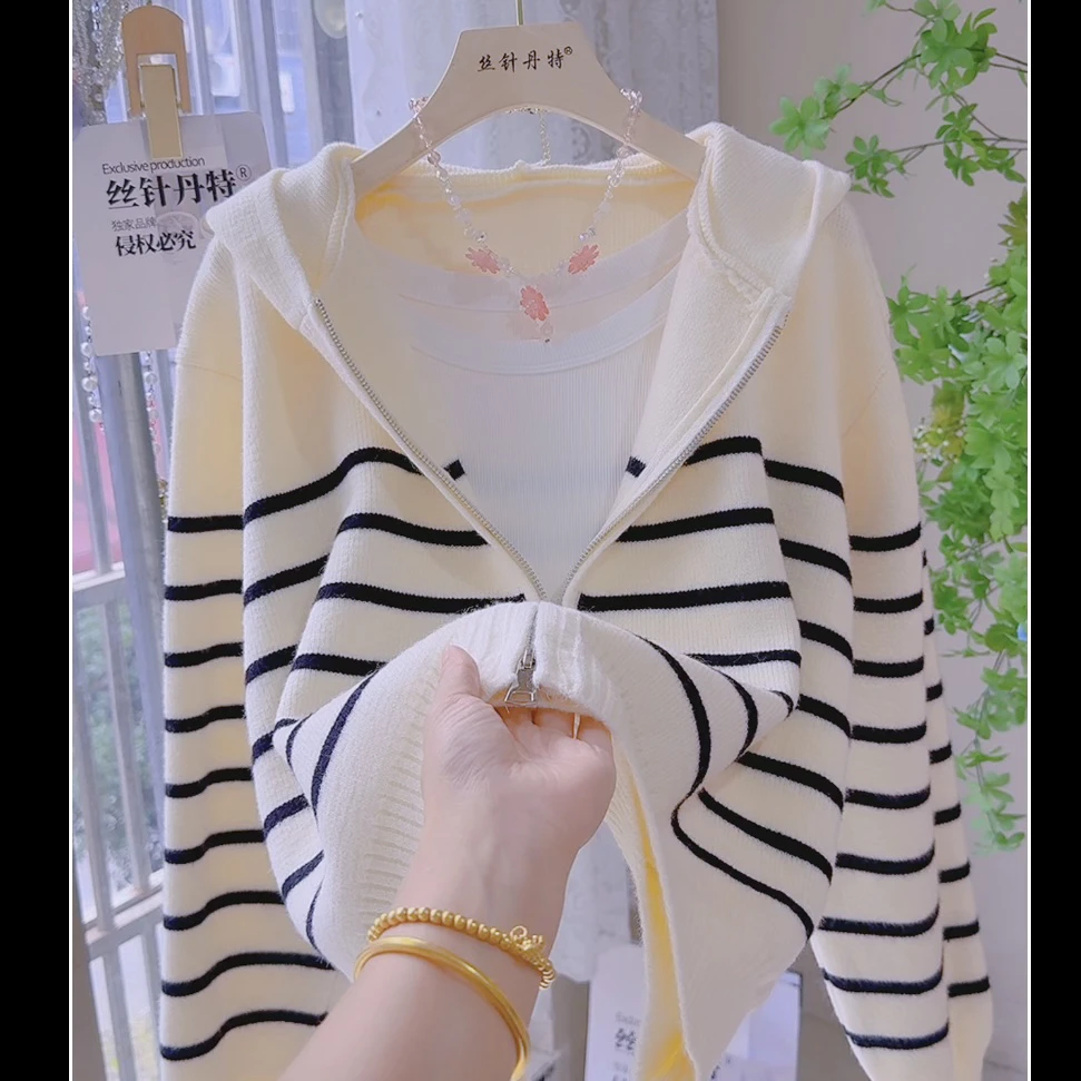 9-粉色条纹连帽休闲拉链毛衣外套新款针织开衫上衣