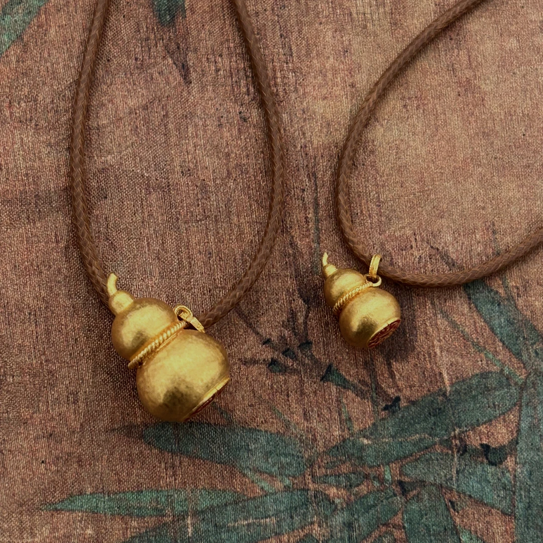 【金娜娜】足金细工烧蓝“金囍”实心磨砂葫芦项链