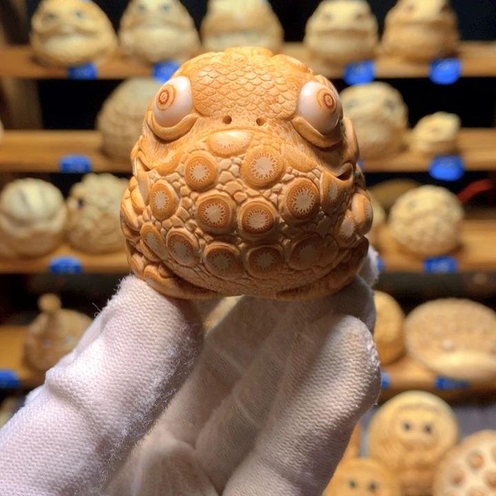 竹斤*欣竹根雕精工鱼嘴金蟾