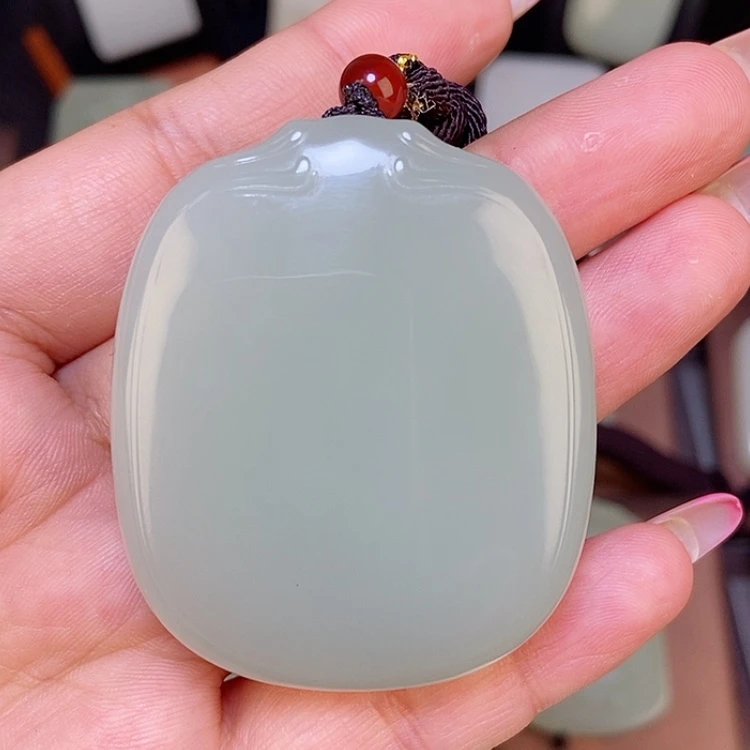 【闪购商品】颈饰未镶嵌和田玉