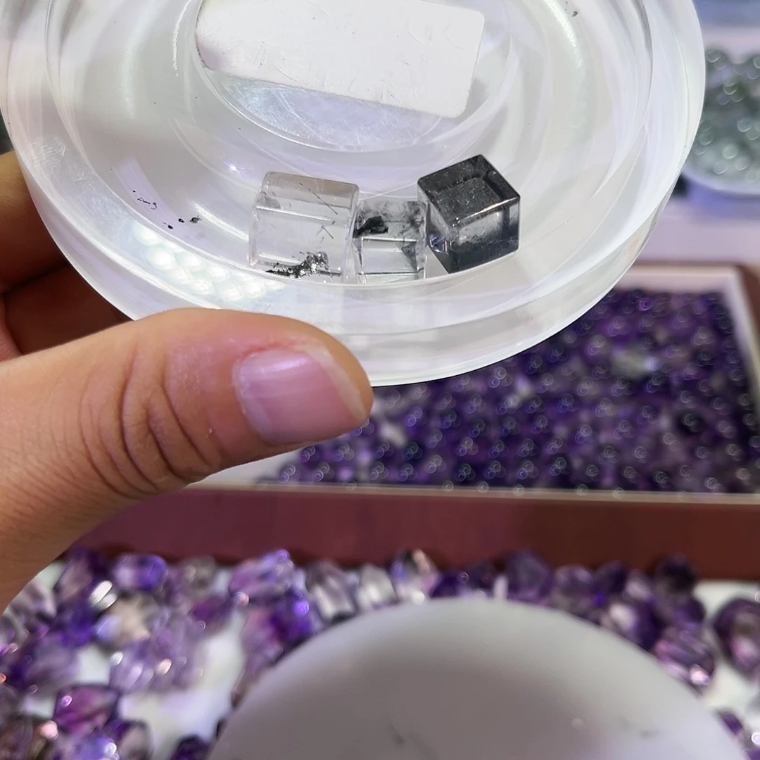 水晶未镶嵌水晶?****?26打孔