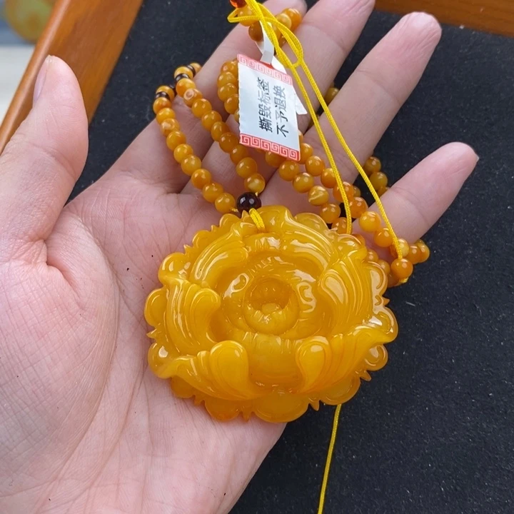 未镶嵌蜜蜡珠宝奇石