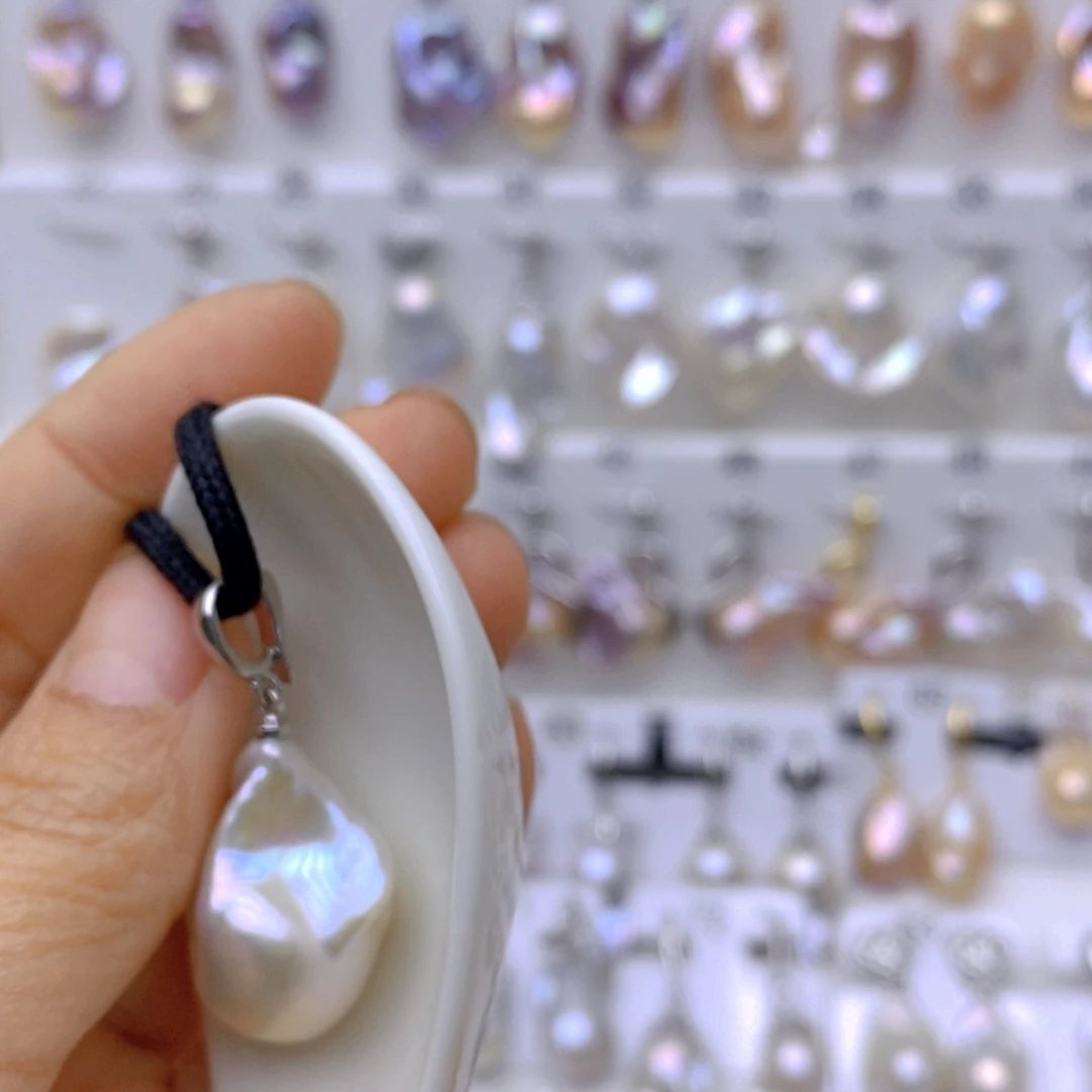 未镶嵌淡水珍珠颈饰