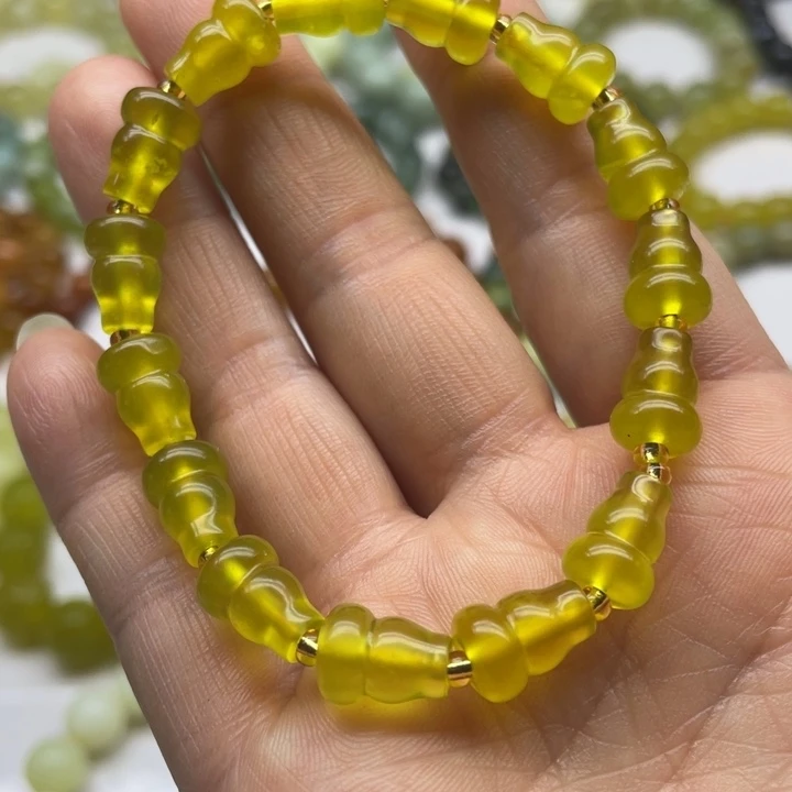 蛇纹石玉手串未镶嵌