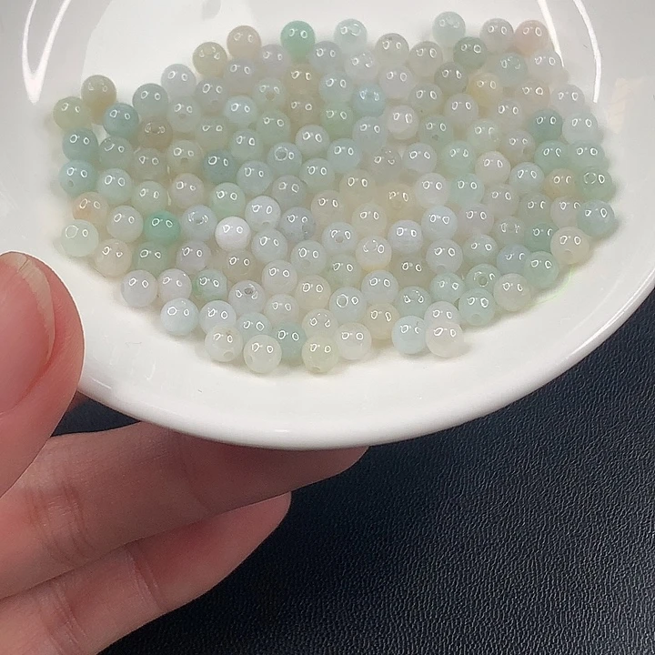 翡翠散珠翡翠散珠k4.6