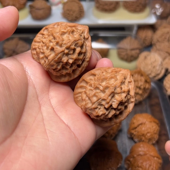 文玩核桃把件40全品龙鳞