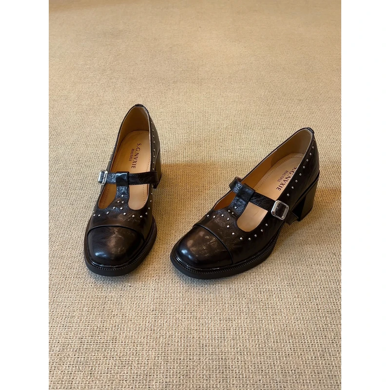 nnmiss·34-39/6cm小个子复古圆头铆钉浅口丁字带粗跟通勤玛丽珍鞋