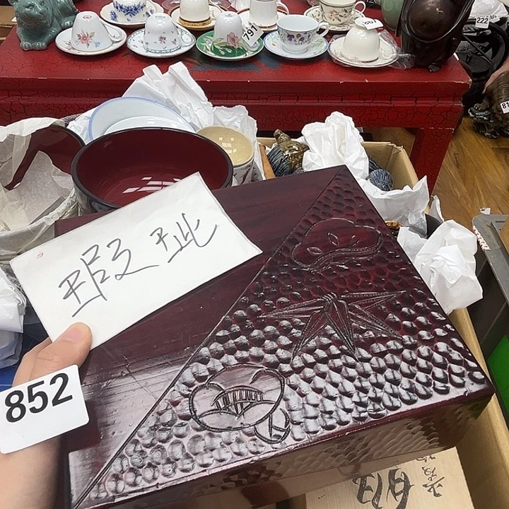 瓷片呀工艺品摆件瓷器摆件正能量
