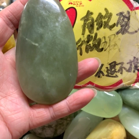 蛇纹石玉未镶嵌手把件