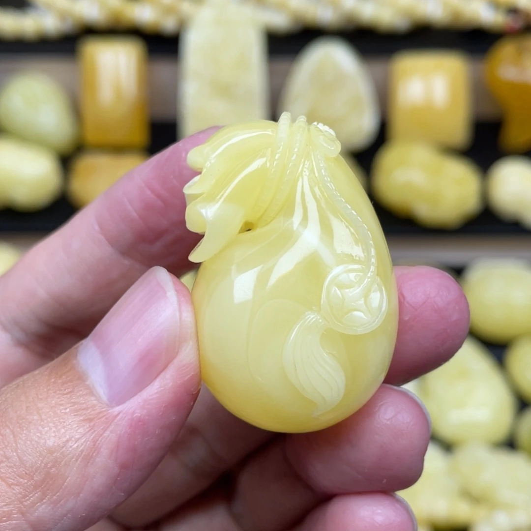 琥珀未镶嵌裸石琥珀蜜蜡