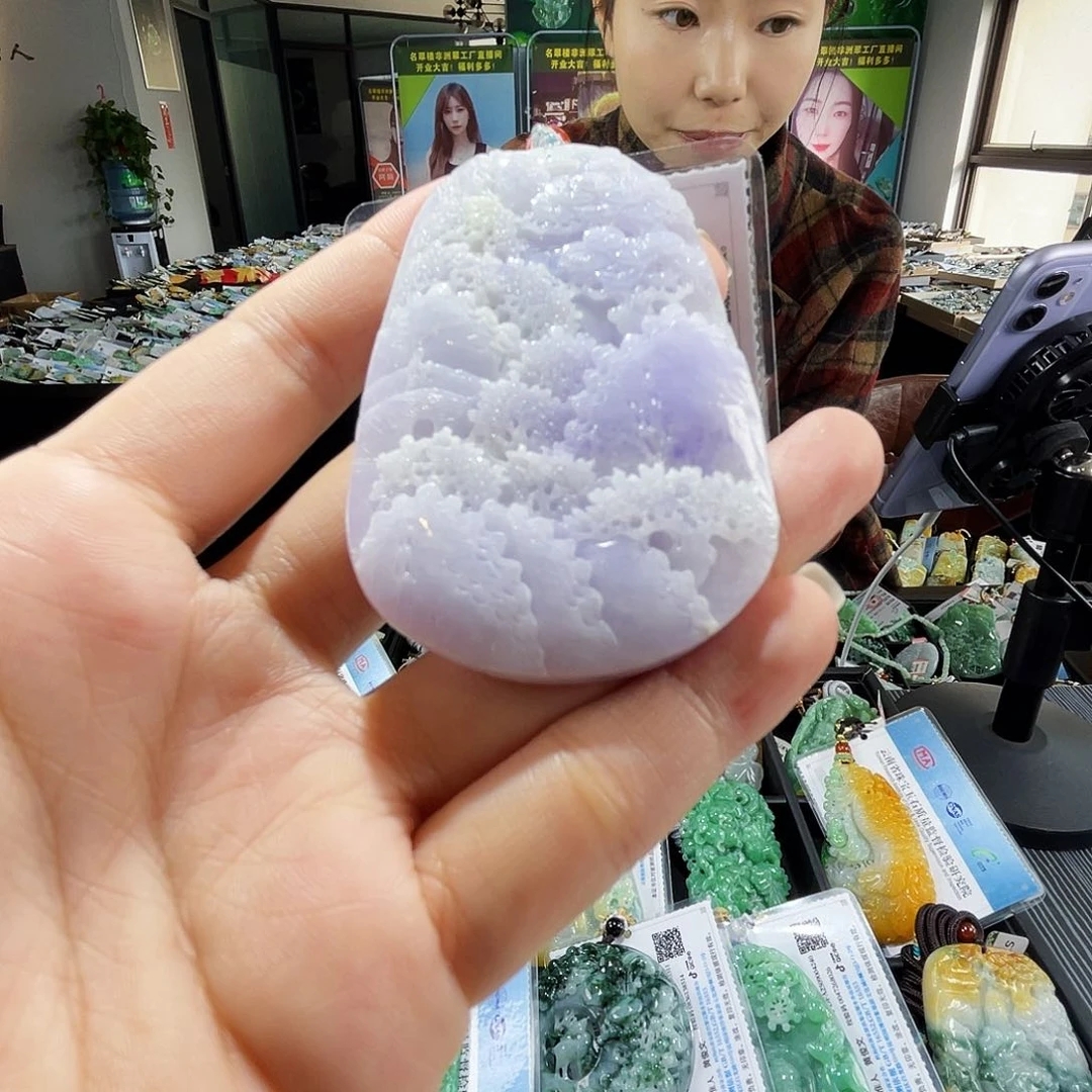 颈饰未镶嵌翡翠一