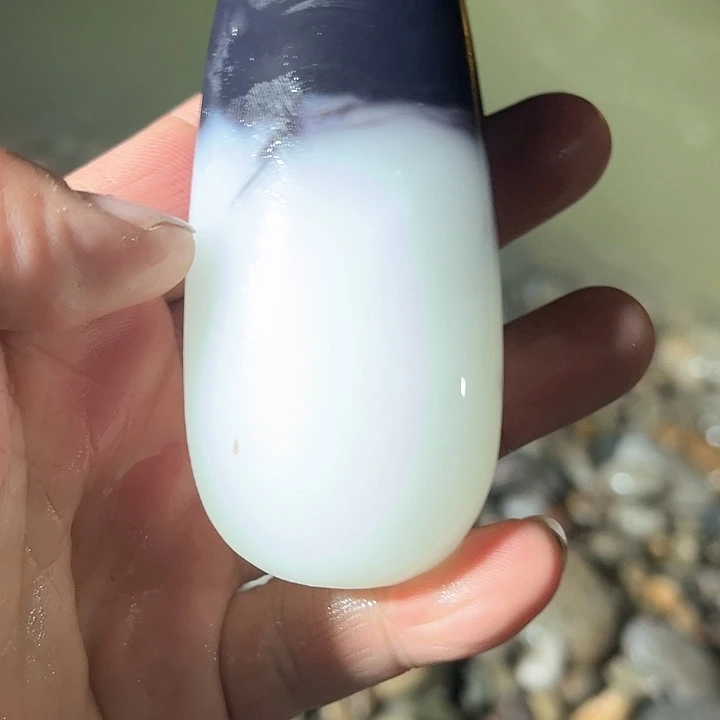 未镶嵌和田玉（糖玉）珠宝奇石