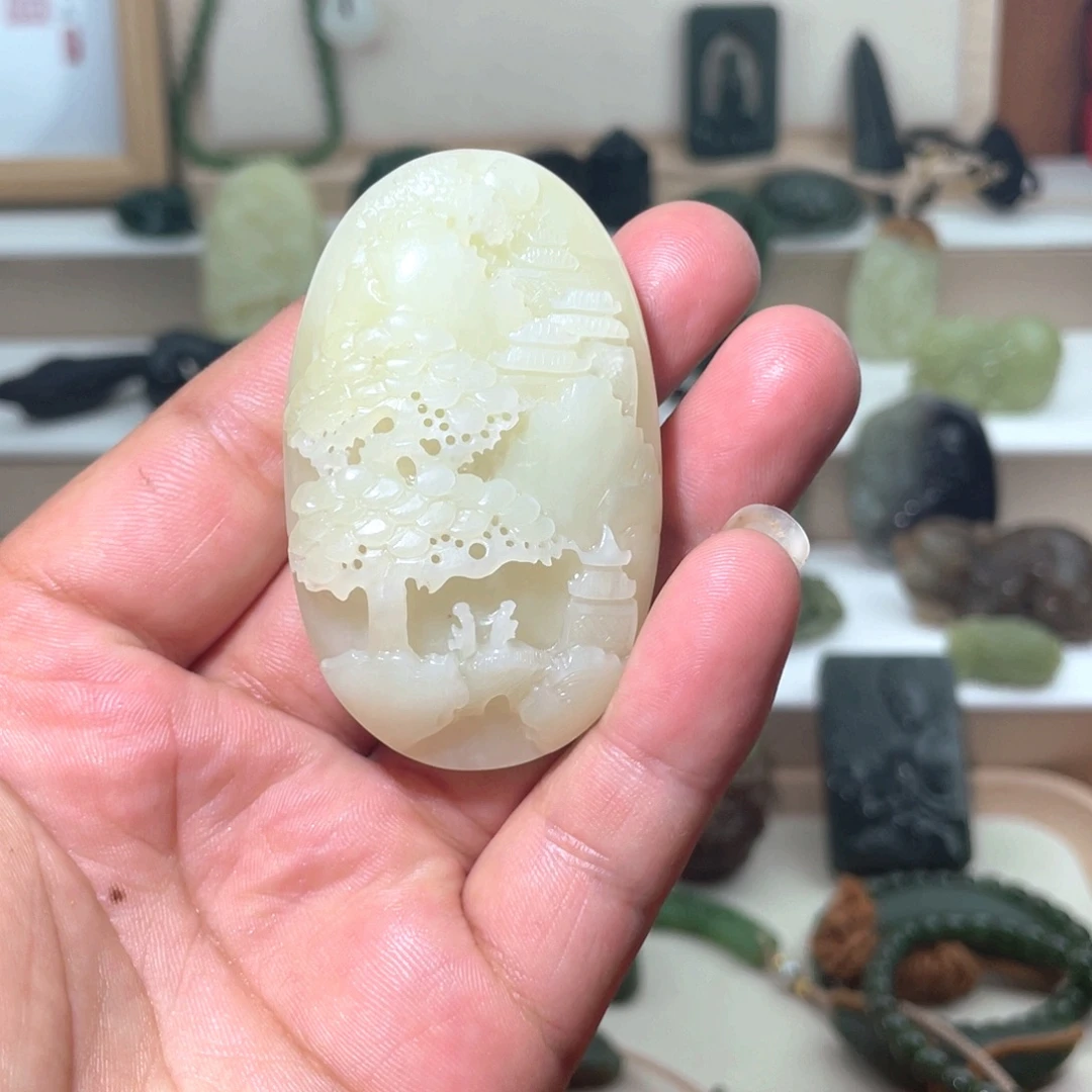 颈饰未镶嵌和田玉