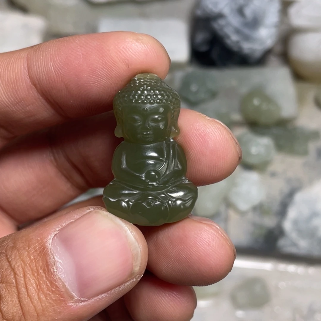 颈饰未镶嵌和田玉