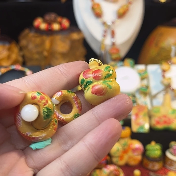 燕***我小心翼翼中央音乐学院
