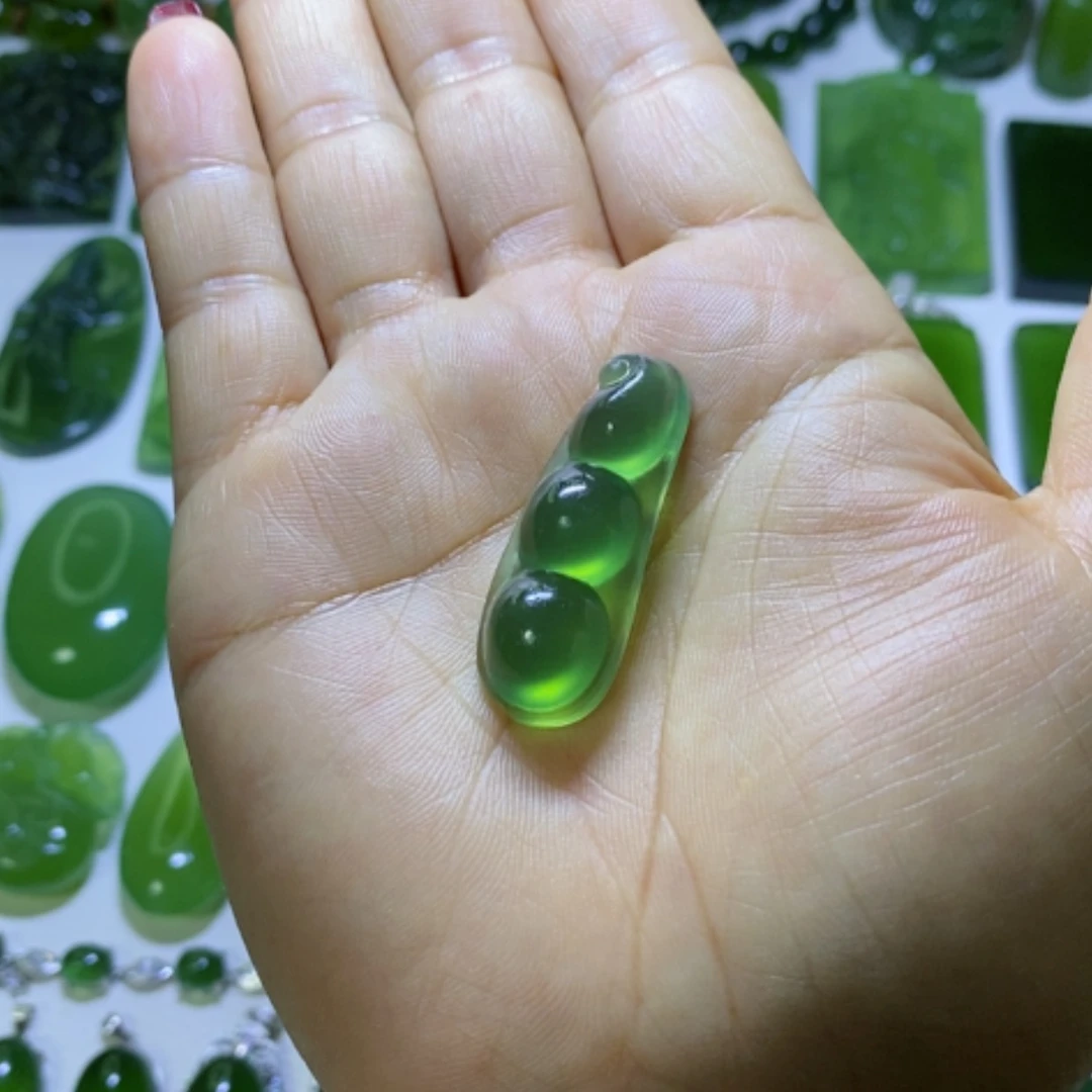 【闪购商品】蛇纹石玉颈饰未镶嵌