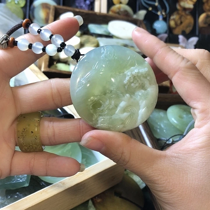 岫玉未镶嵌岫玉挂件