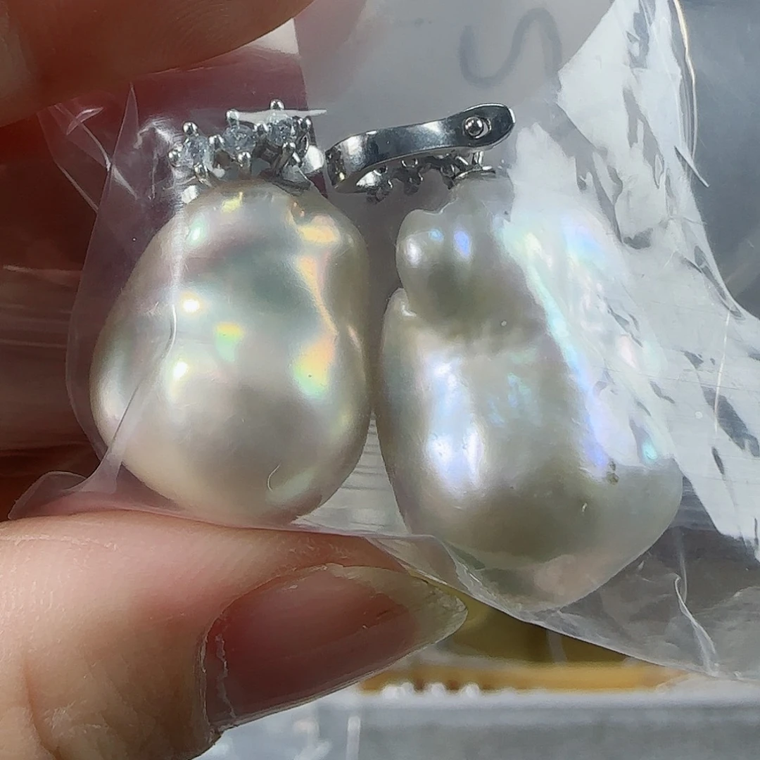 淡水珍珠吊坠（特价有瑕）银S925镶嵌