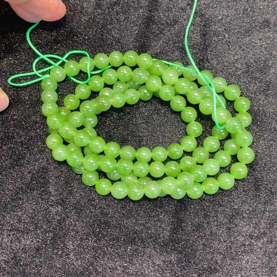 和田玉（碧玉）颈饰未镶嵌