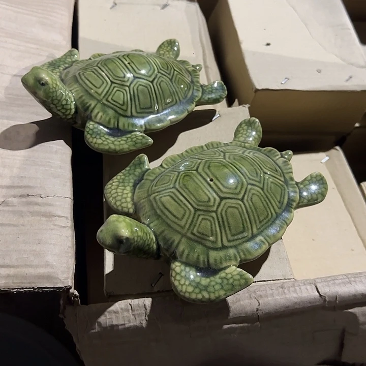 瓷片陶瓷盘子碗啥都有