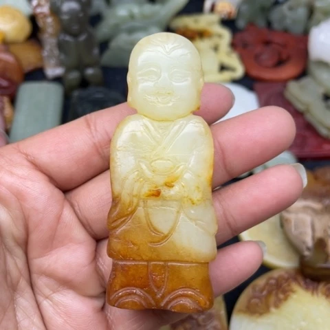 蛇纹石玉颈饰未镶嵌68