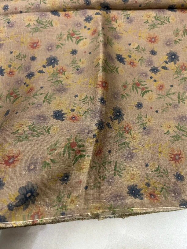 香云亚麻—小碎花 春夏款面料 清秀耐看厚度适中纯亚麻面料门幅140