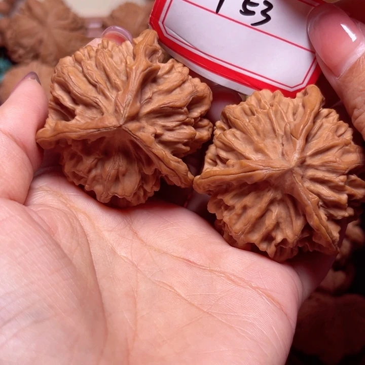 看***单文玩核桃把件50全品龙纹帝王正奔53