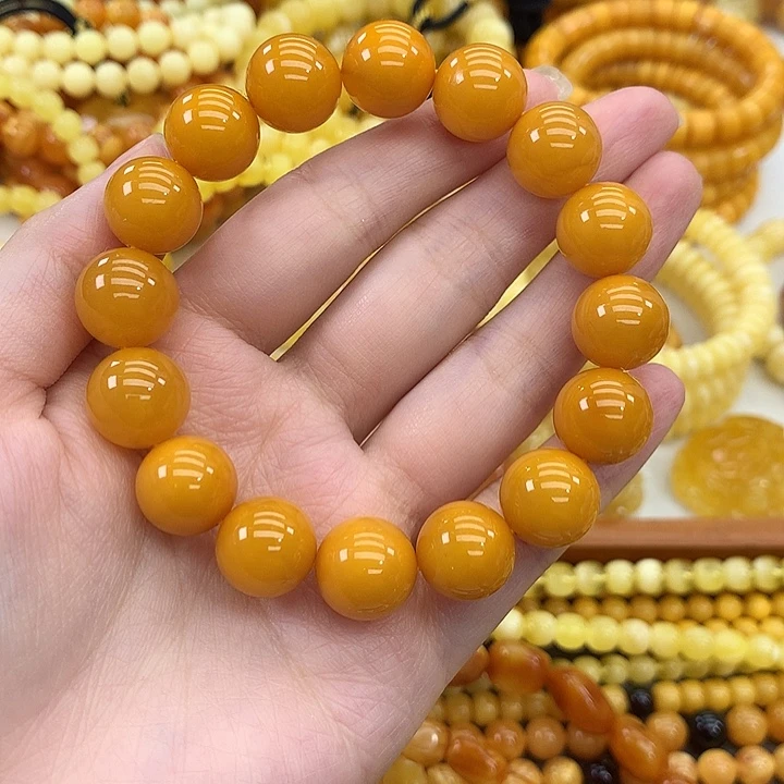 蜜蜡未镶嵌珠宝奇石