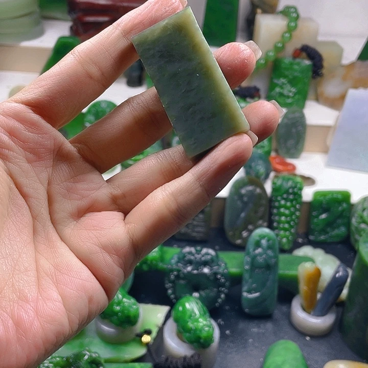 未镶嵌和田玉珠宝半成品