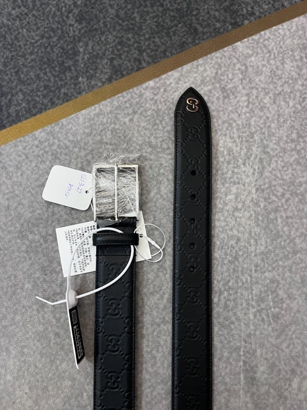 99新 GUCCI/古驰 银扣黑色暗纹满印腰带可围80cm