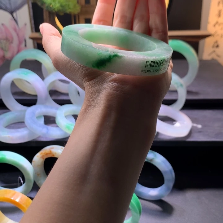 拽***姐定制翡翠翡翠手镯未镶嵌