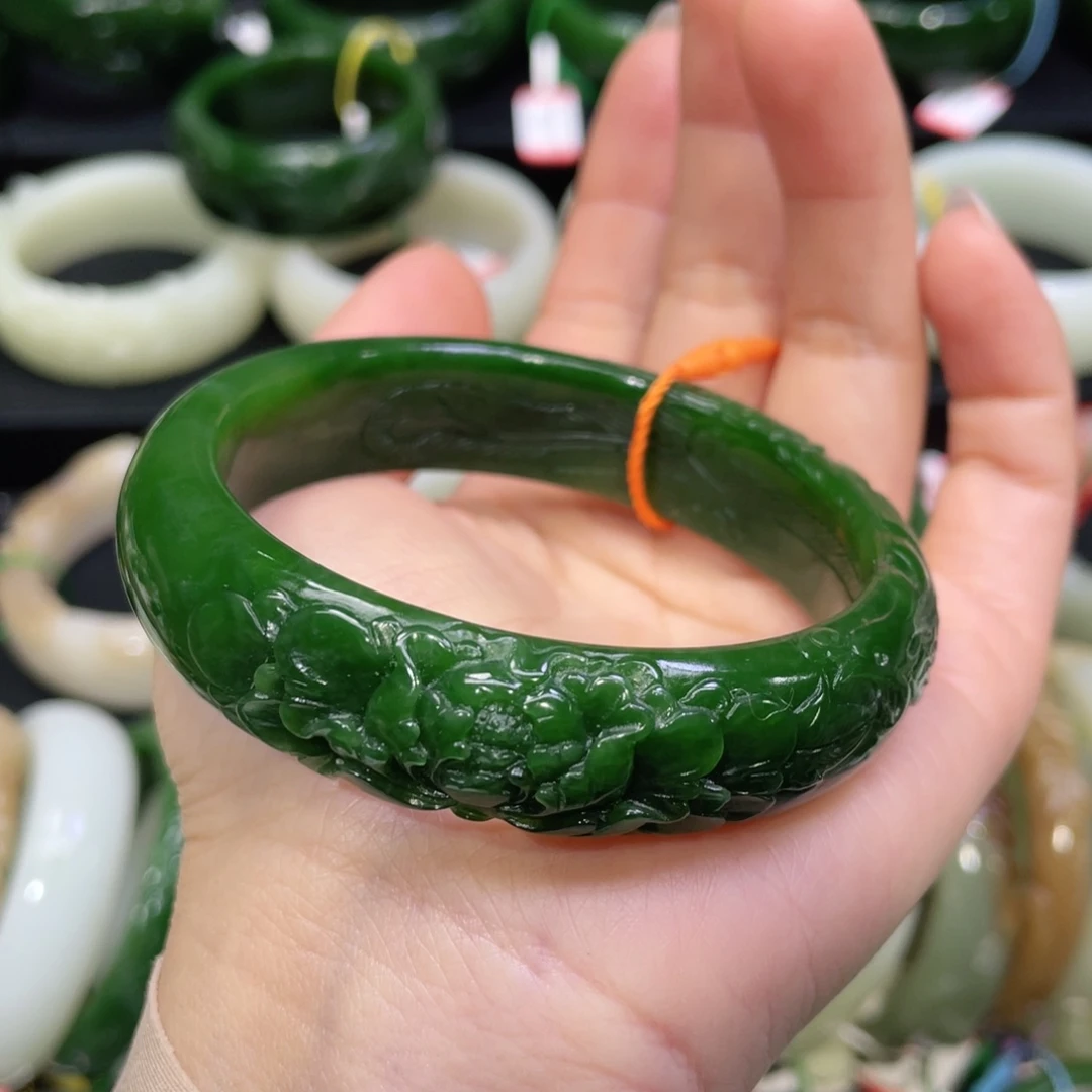未镶嵌手镯和田玉79