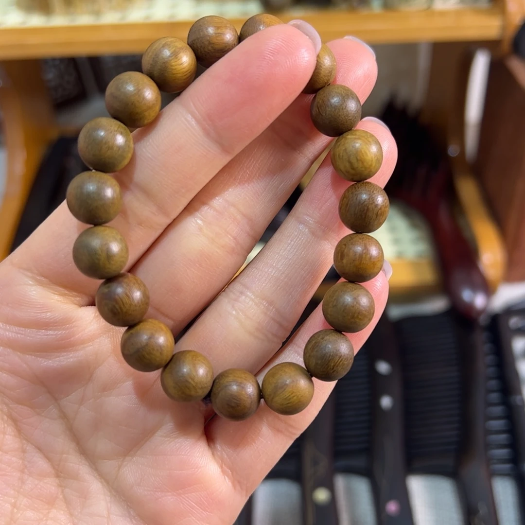 绿檀木手串1.0直径