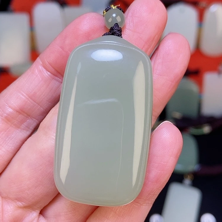 【闪购商品】颈饰未镶嵌和田玉