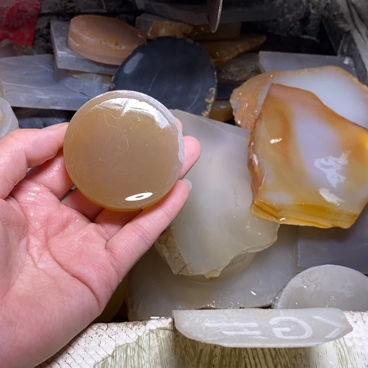 玛瑙/玉髓手镯未镶嵌