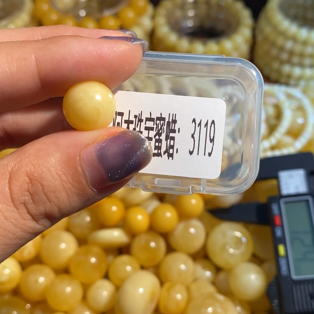 琥珀未镶嵌珠宝奇石3119