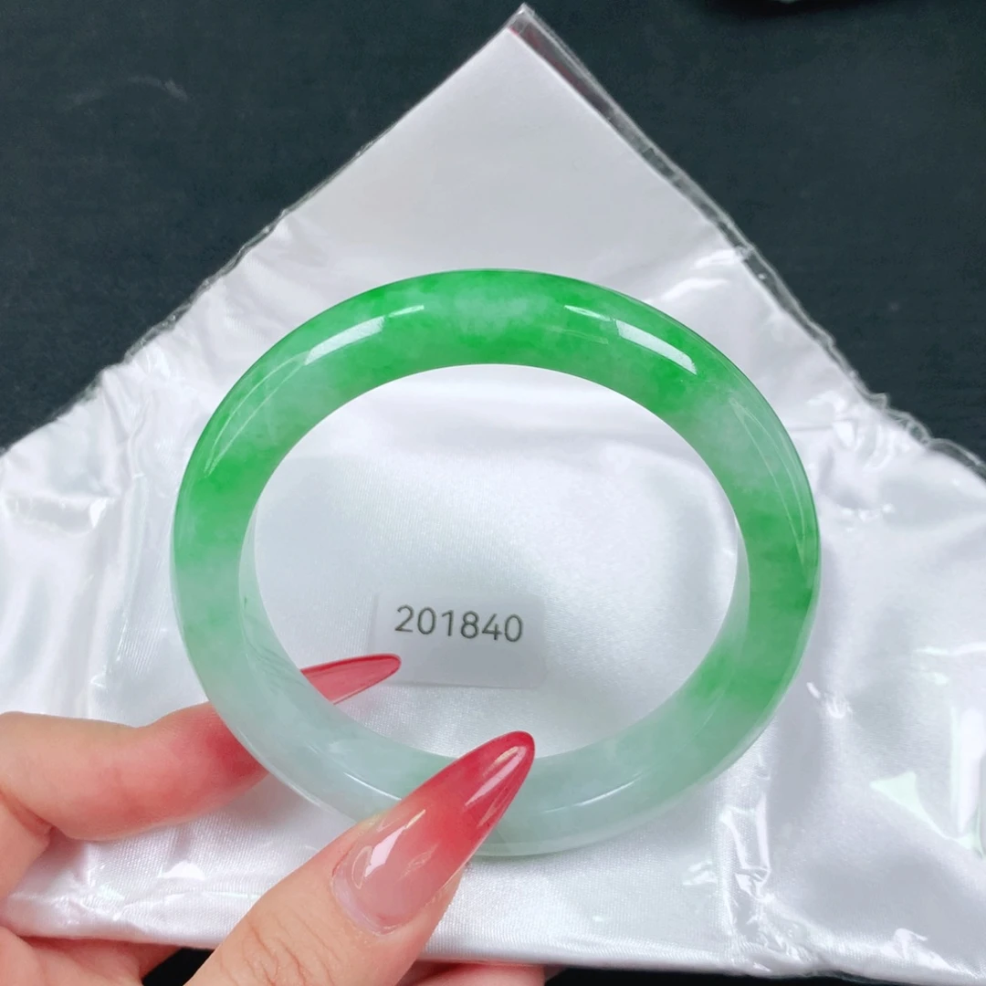 岚***翡翠未镶嵌手镯天然翡翠手镯04