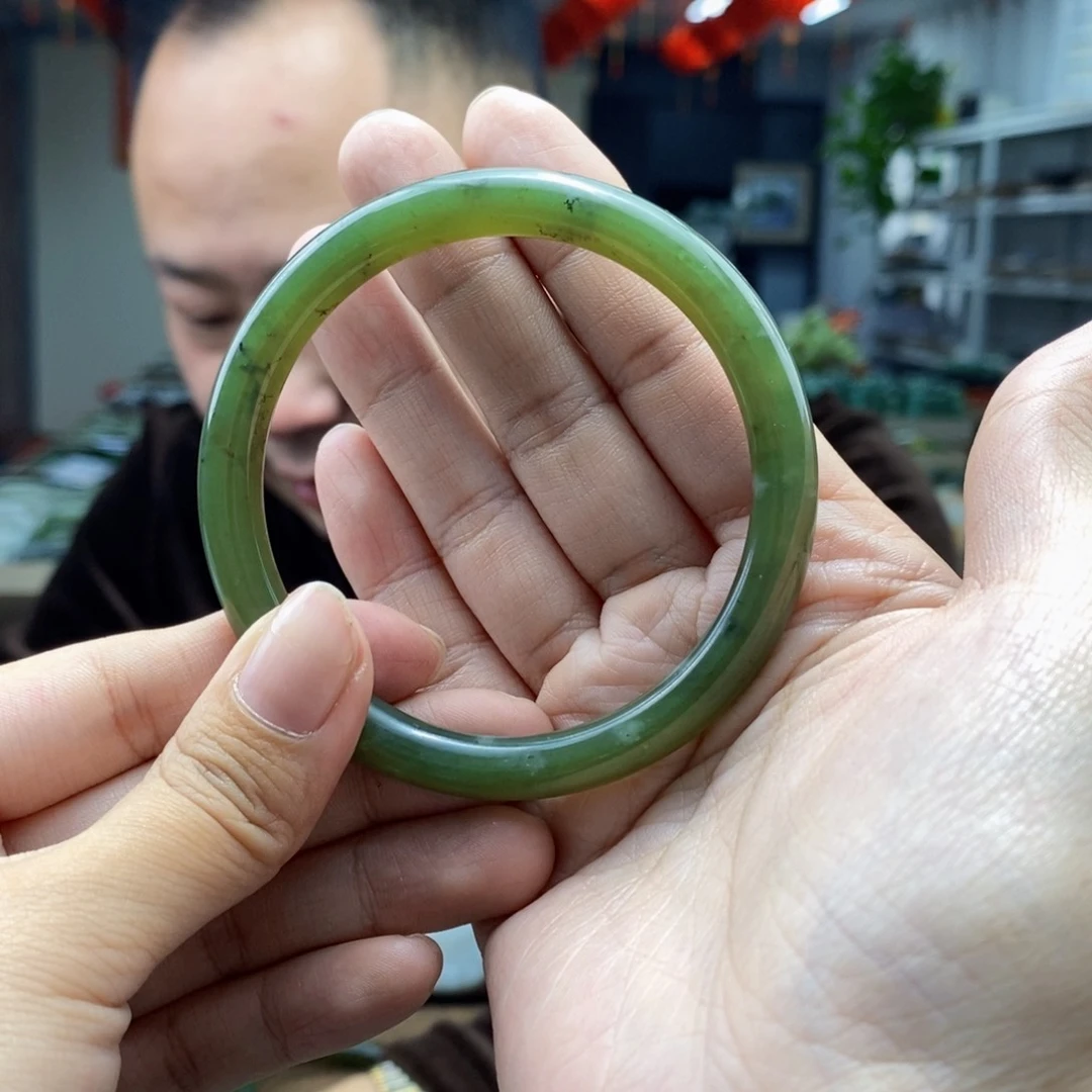 和田玉手镯未镶嵌58