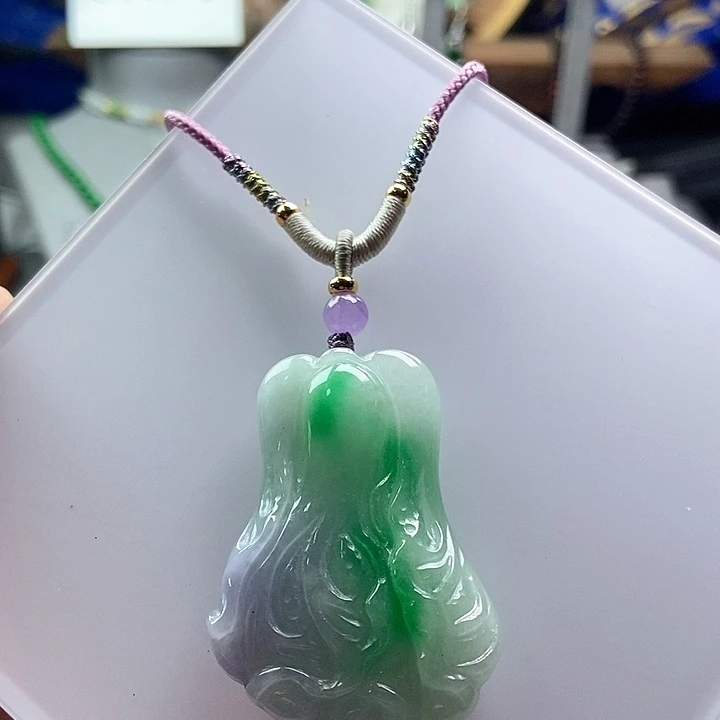 吊坠(赠链)未镶嵌翡翠